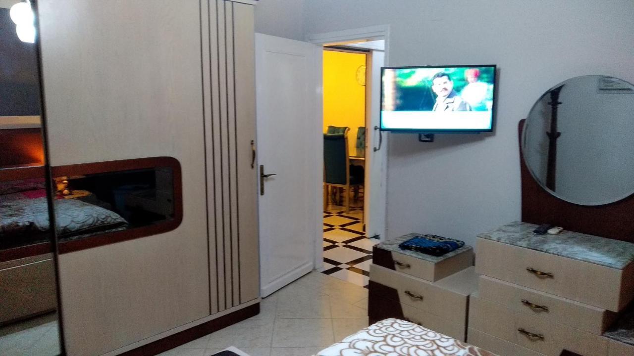 Appartamento مكرم عبيد للعائلات فقط 21 (adults Only) Il Cairo